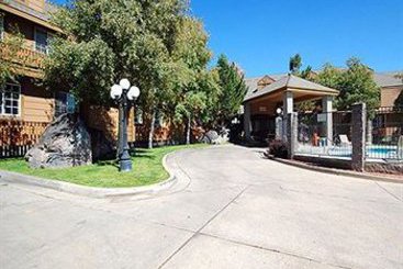 Hotel Comfort Inn I-17 & I-40  | Flagstaff | Arizona | United States 11