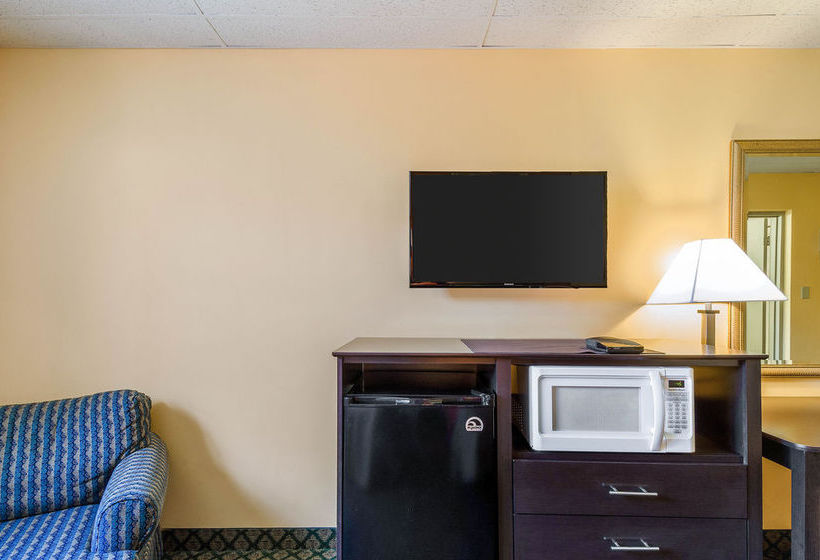 Hotel Econo Lodge  | Framingham | Massachusetts | United States 10