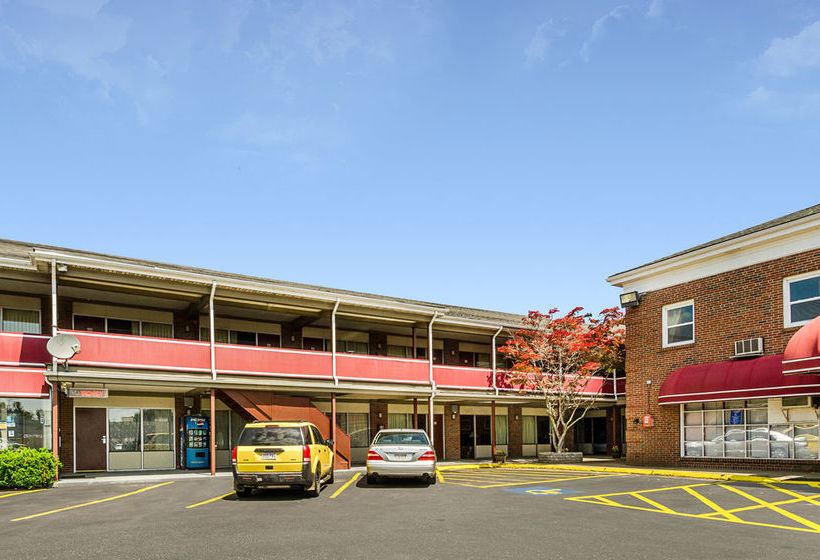 Hotel Econo Lodge  | Framingham | Massachusetts | United States 5