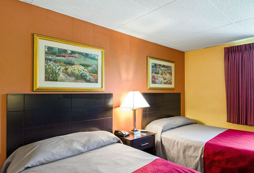 Hotel Econo Lodge  | Framingham | Massachusetts | United States 8