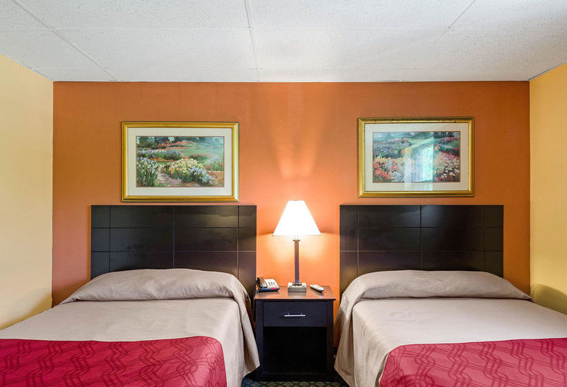 Hotel Econo Lodge  | Framingham | Massachusetts | United States 9
