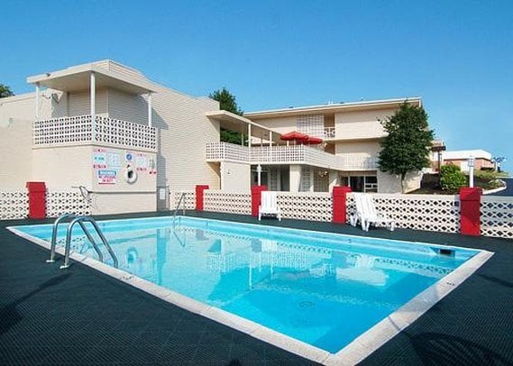 Hotel Econo Lodge Radcliff  | Radcliff | Kentucky | United States 2