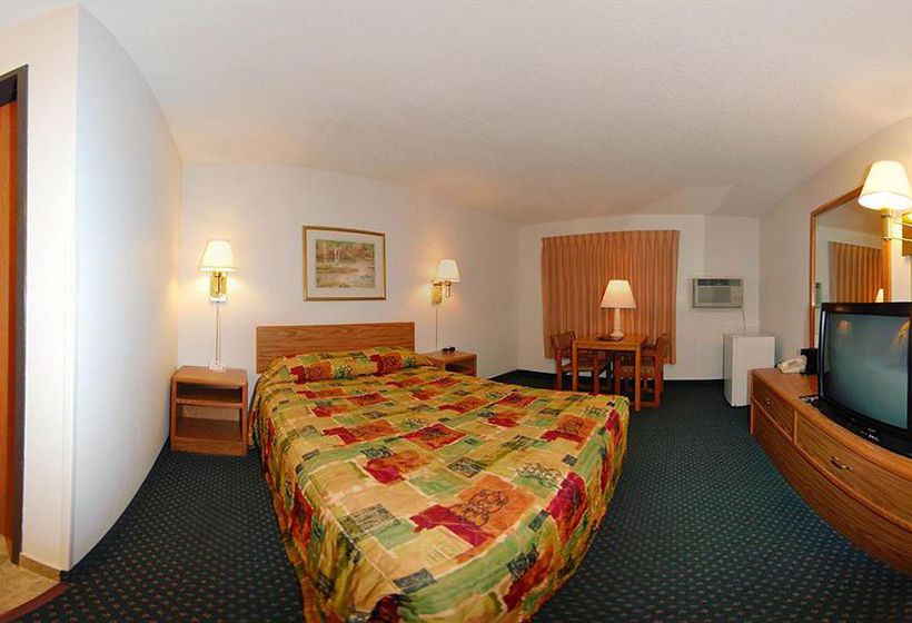 Hotel Rodeway Inn  | Grand Island | Nebraska | United States 13
