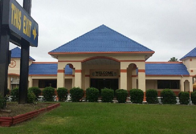 Hotel Quality Inn & Suites   | Greensboro | North Carolina | United States 16