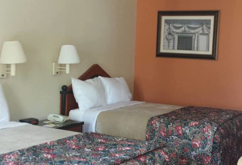 Hotel Quality Inn & Suites   | Greensboro | North Carolina | United States 3
