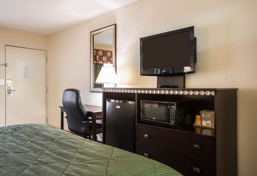 Hotel Clarion Inn & Suites Greenville  | Greenville | South Carolina | United States 14