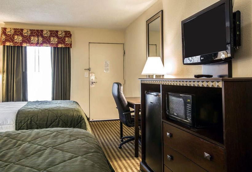 Hotel Clarion Inn & Suites Greenville  | Greenville | South Carolina | United States 18