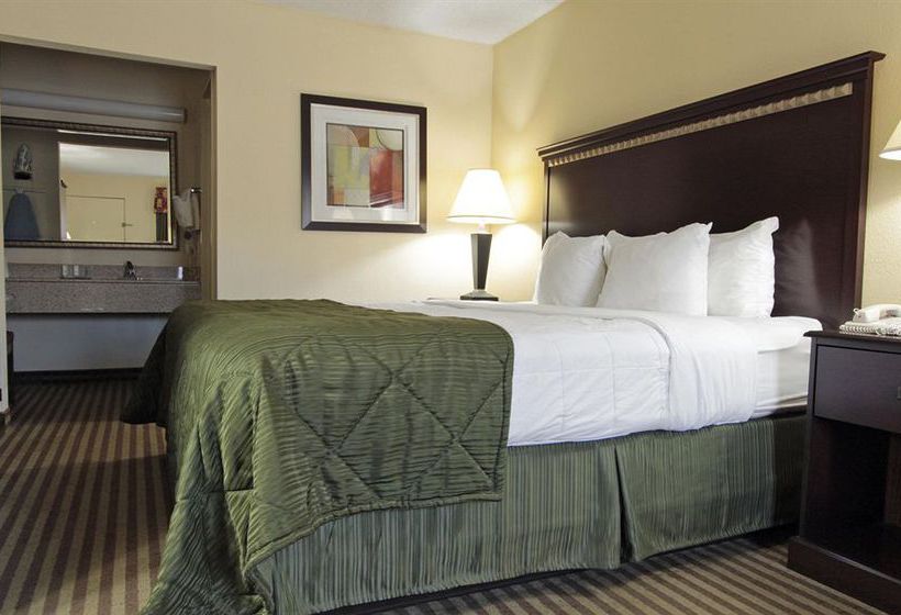 Hotel Clarion Inn & Suites Greenville  | Greenville | South Carolina | United States 2