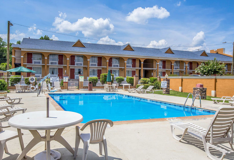 Hotel Quality Inn   | Greenwood | South Carolina | United States 17