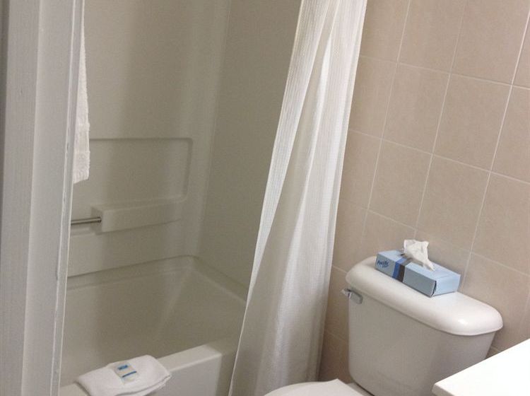 Hotel Knights Inn Groton  | Groton | Connecticut | United States 3