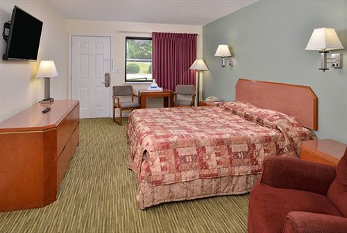 Hotel Knights Inn Groton  | Groton | Connecticut | United States 7