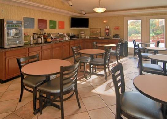Hotel Comfort Inn Independence  | Independence | Ohio | United States 11