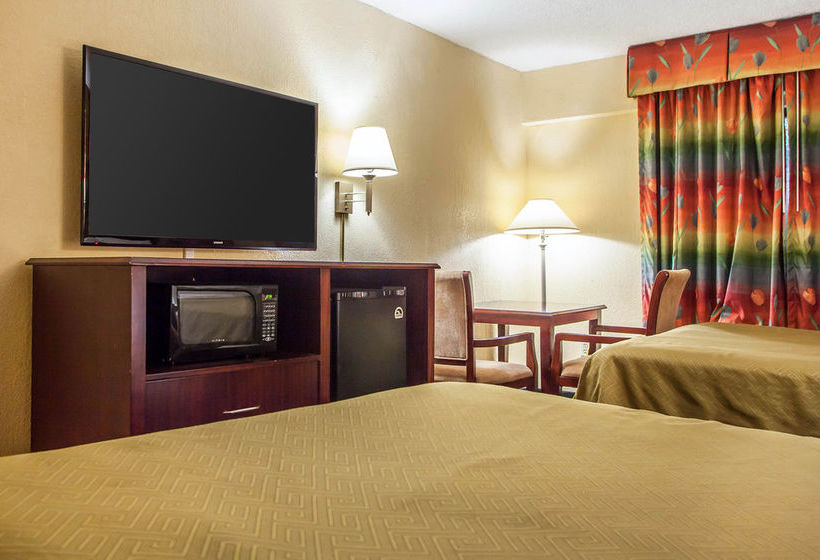 Hotel Econo Lodge Jersey City  | Jersey City | New Jersey | United States 8