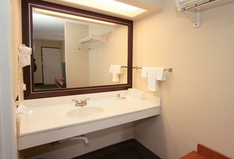 Hotel GuestHouse Inn & Suites Knoxville  | Knoxville | Tennessee | United States 4