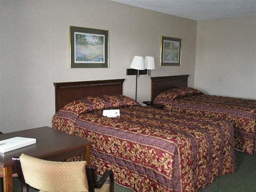 Hotel GuestHouse Inn & Suites Knoxville  | Knoxville | Tennessee | United States 9
