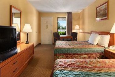 Hotel Super 8 Lancaster  | Lancaster | South Carolina | United States 2