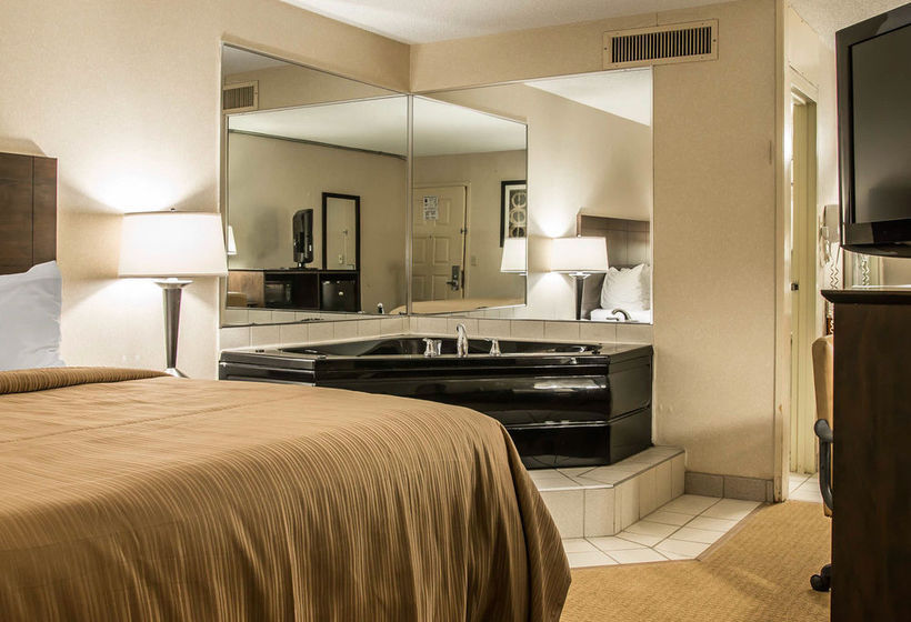 Hotel Quality Inn University  | Lansing | Michigan | United States 10