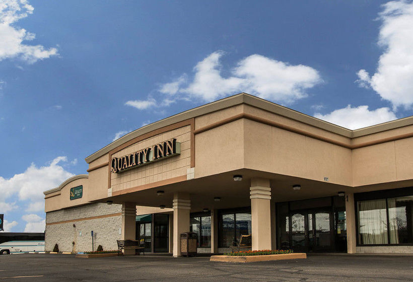 Hotel Quality Inn University  | Lansing | Michigan | United States 3