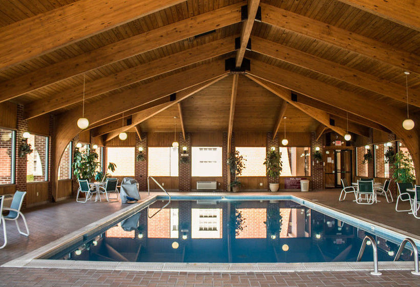 Hotel Quality Inn & Suites  | Mansfield | Ohio | United States 17