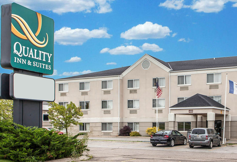 Hotel Quality Inn & Suites   | Mason City | Iowa | United States 11