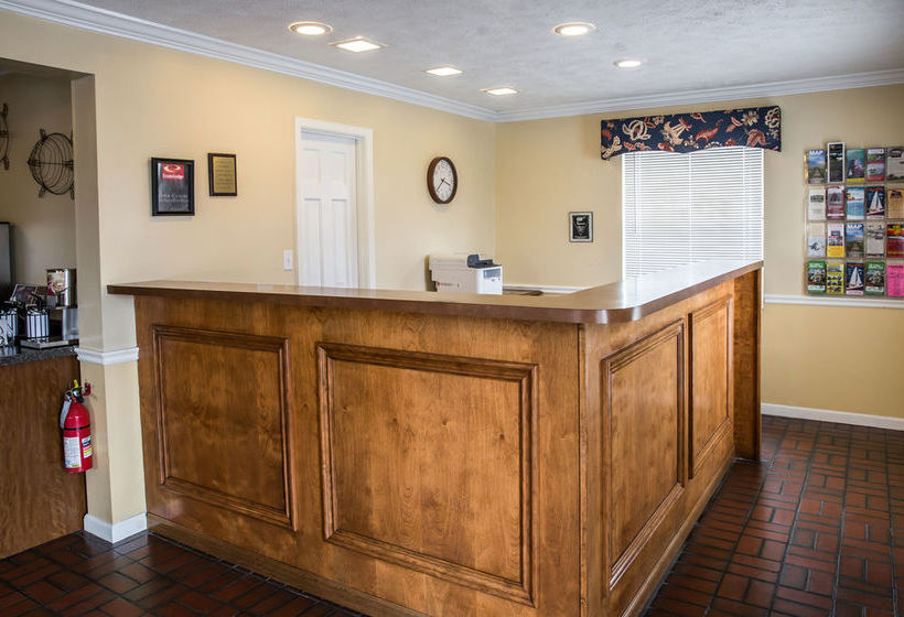 Hotel Econo Lodge  | Morehead City | North Carolina | United States 10