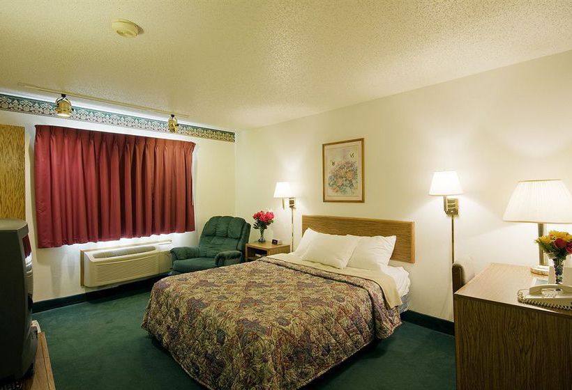 Hotel America S Best Value Inn & Suites Nevada  | Nevada | Missouri | United States 2