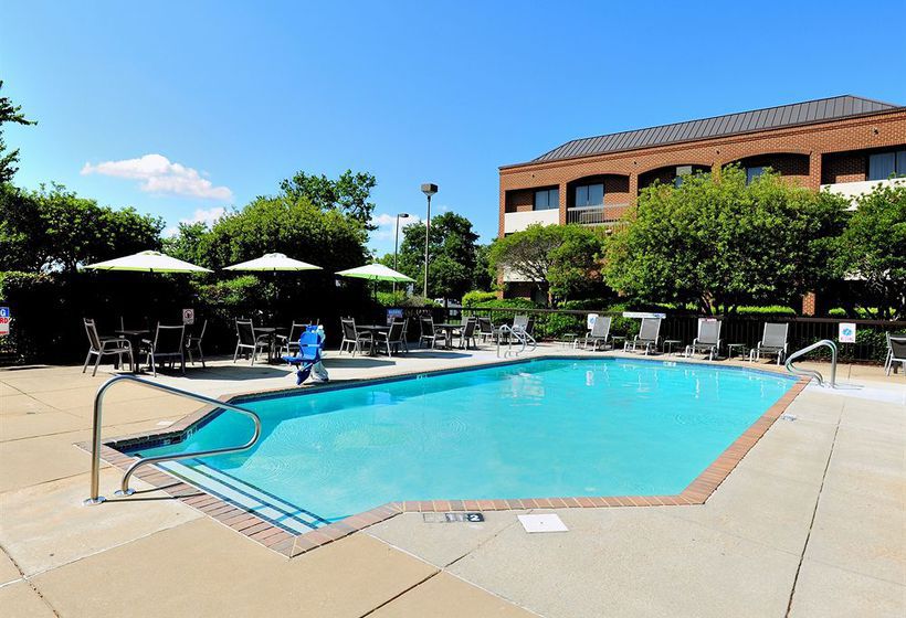 Hotel Comfort Suites Chesapeake