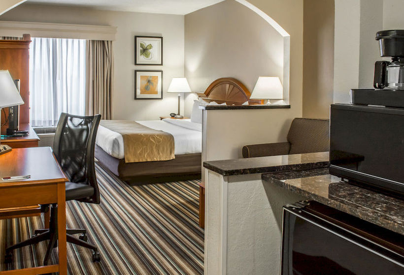 Hotel Comfort Suites Chesapeake  | Chesapeake | Virginia | United States 19