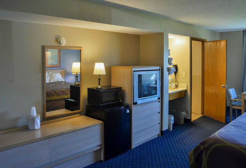 Hotel Super 8 Rockford  | Rockford | Illinois | United States 9