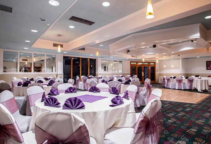 Hotel Econo Lodge Somerset  | Somerset | New Jersey | United States 16