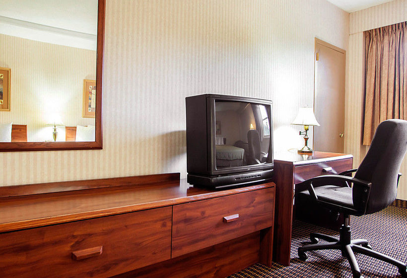 Hotel Econo Lodge Somerset  | Somerset | New Jersey | United States 9