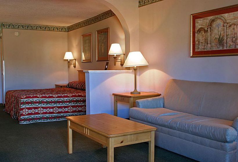 Hotel Days Inn & Suites Starkville