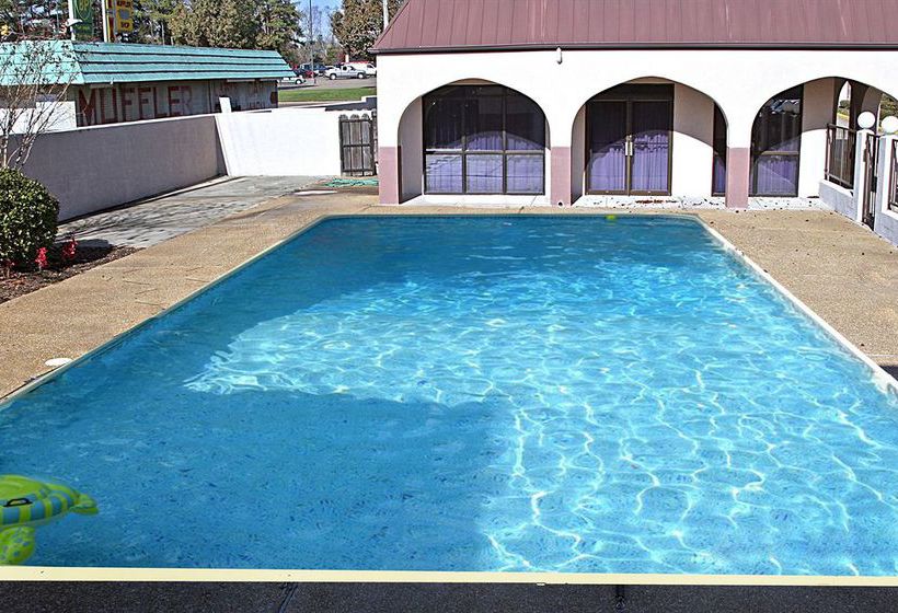 Hotel Days Inn & Suites Starkville  | Starkville | Mississippi | United States 2