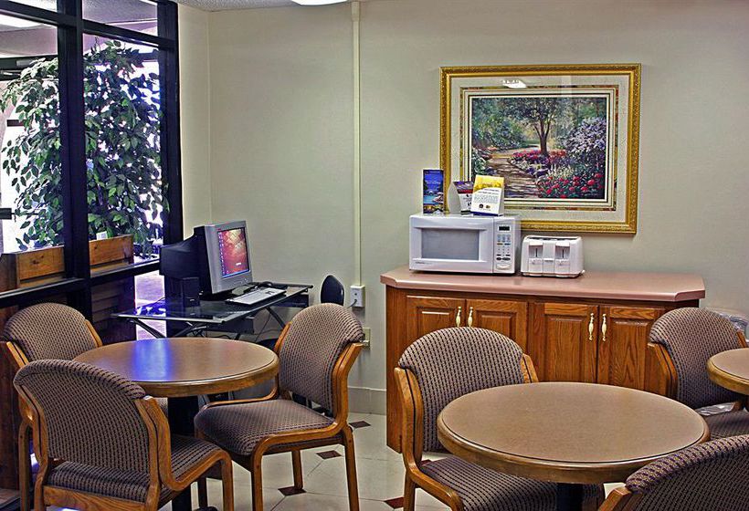 Hotel Days Inn & Suites Starkville  | Starkville | Mississippi | United States 5