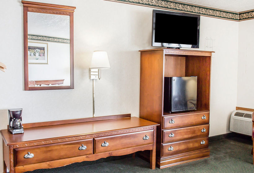 Hotel Quality Inn Lakefront  | St. Ignace | Michigan | United States 12
