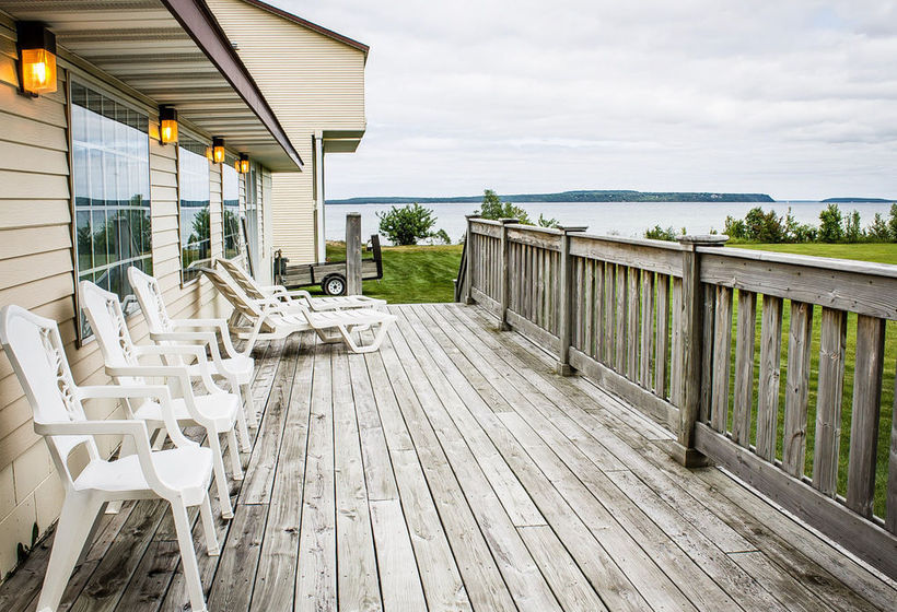 Hotel Quality Inn Lakefront  | St. Ignace | Michigan | United States 16