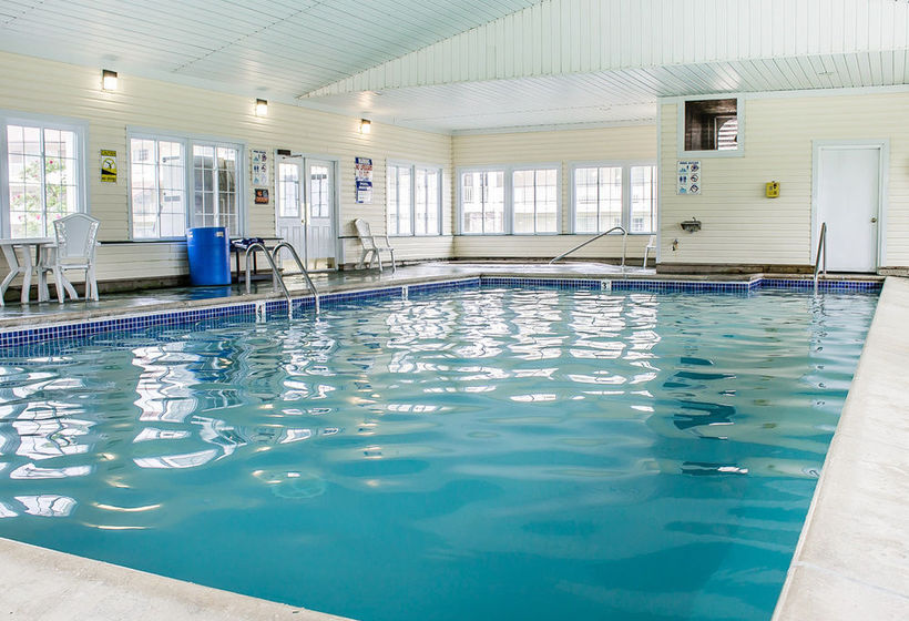 Hotel Quality Inn Lakefront  | St. Ignace | Michigan | United States 20