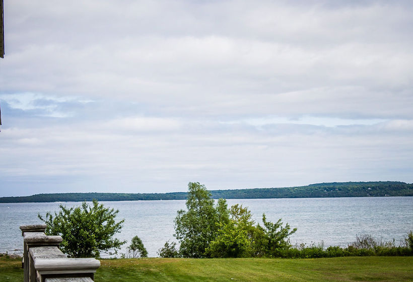 Hotel Quality Inn Lakefront  | St. Ignace | Michigan | United States 6