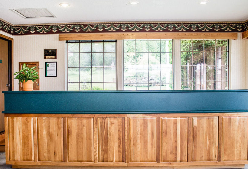 Hotel Quality Inn Lakefront  | St. Ignace | Michigan | United States 8