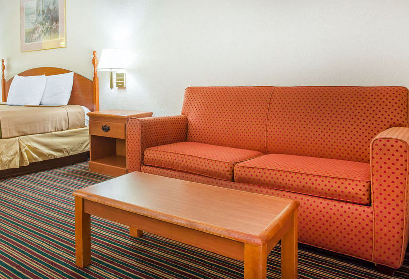 Hotel Econo Lodge  | Tucker | Georgia | United States 18