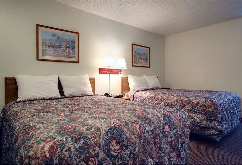 Hotel Americas Best Value Inn-Winona Tyler  | Tyler | Texas | United States 3