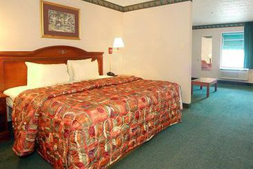 Magnuson Hotel Waco  | Waco | Texas | United States 3