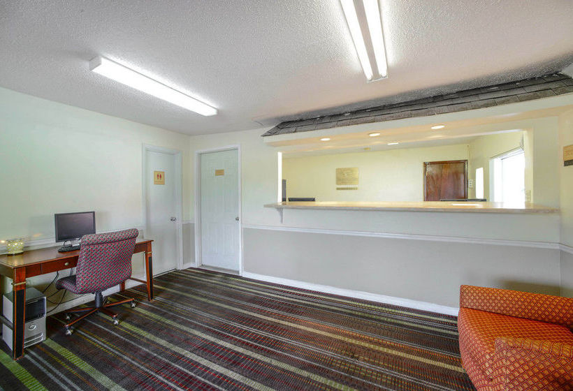 Hotel Econo Lodge Inn & Suites  | Carbondale | Illinois | United States 10