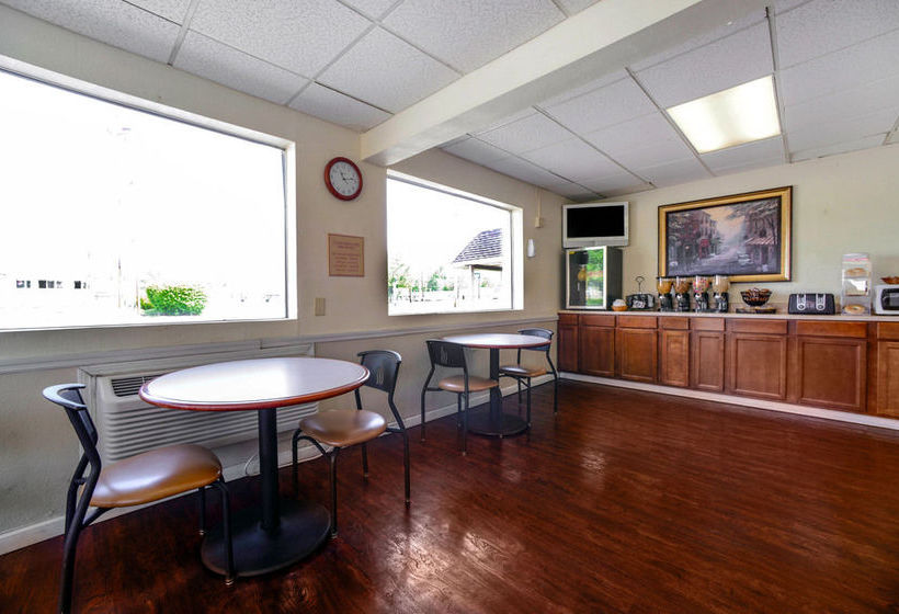 Hotel Econo Lodge Inn & Suites  | Carbondale | Illinois | United States 2