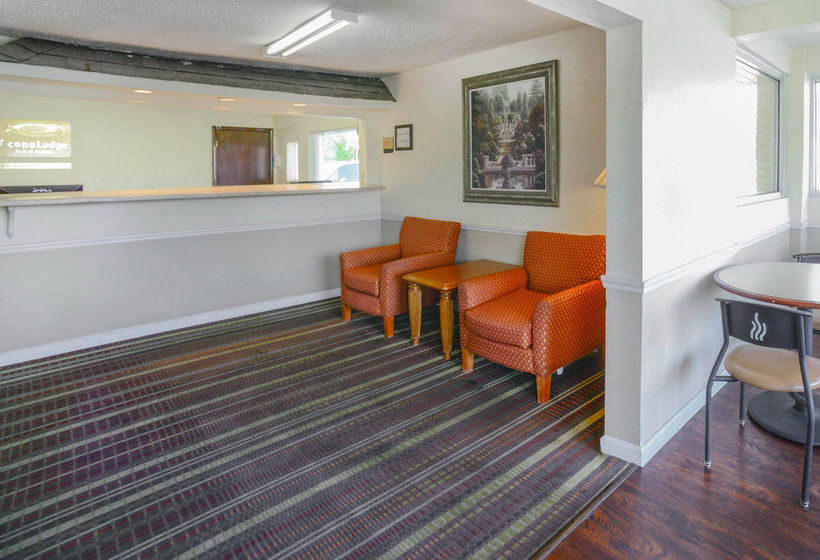 Hotel Econo Lodge Inn & Suites  | Carbondale | Illinois | United States 8