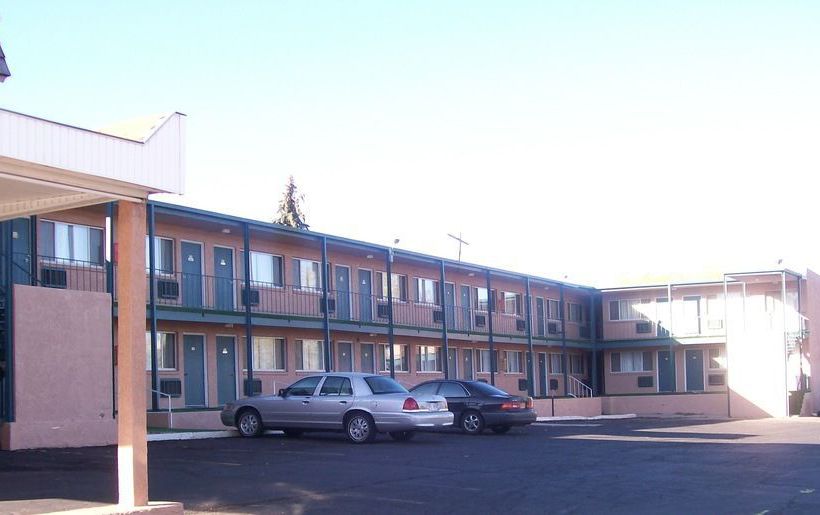 Hotel Valu Inn  | Cedar City | Utah | United States 14