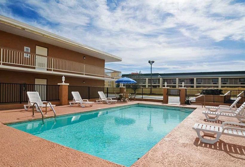 Hotel Econo Lodge Inn & Suites   | Macon | Georgia | United States 1