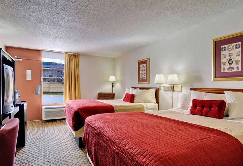 Hotel Econo Lodge Inn & Suites   | Macon | Georgia | United States 2
