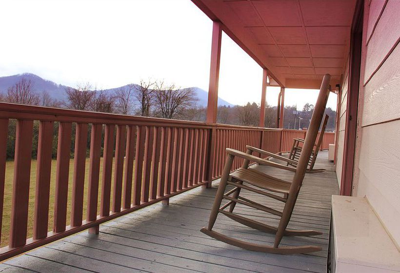 Hotel Mountain Valley Inn Dillard  | Dillard | Georgia | United States 4