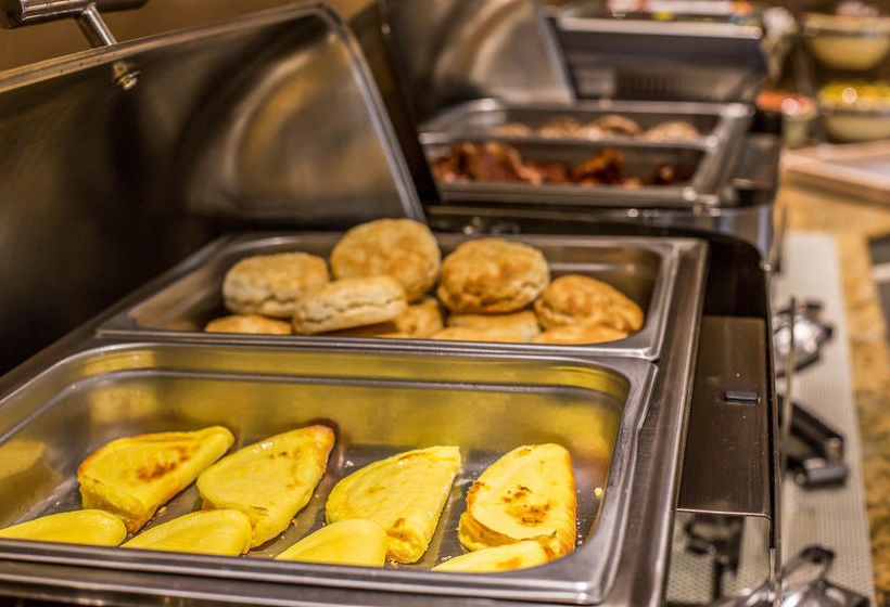 Hotel Quality Suites Buckhead Village  | Atlanta | Georgia | United States 11